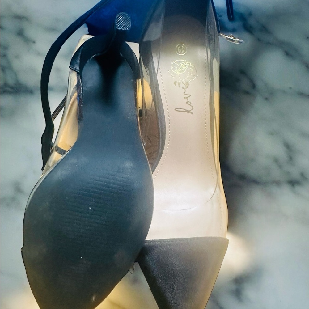 Elegant Black Women's Shoes